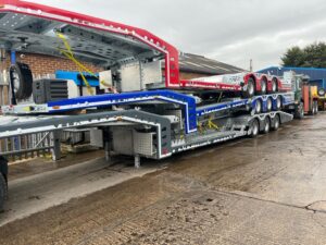 VEGA PROLINE TRUCK/MACHINERY/VAN TRANSPORTER TRAILER - 3 AXLE WITH FULL RADIO REMOTE AND SELF STEERING REAR AXLE (Copy)
